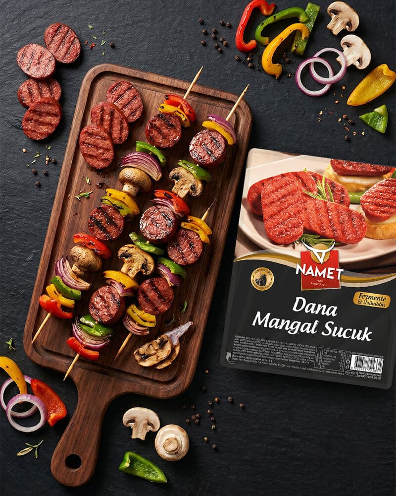 Mangalda Sucuk ve Sebze Şiş