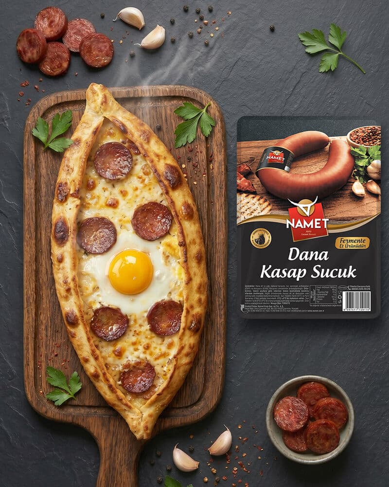 Sucuklu Yumurtalı Pide